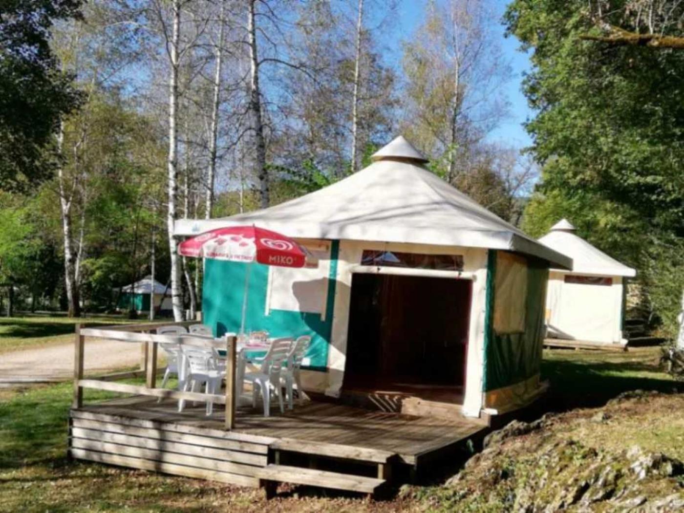 Camping - Piscine - Ccbaieb Montjoie-en-Couserans Exterior foto